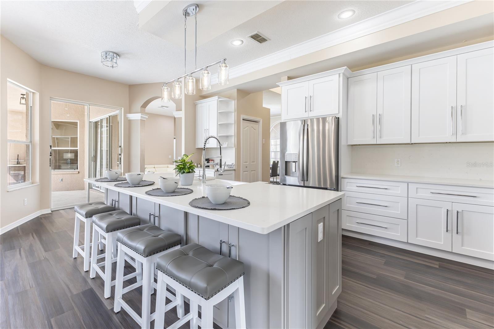 PADRONS WEST LINDEN ESTATES - Residential