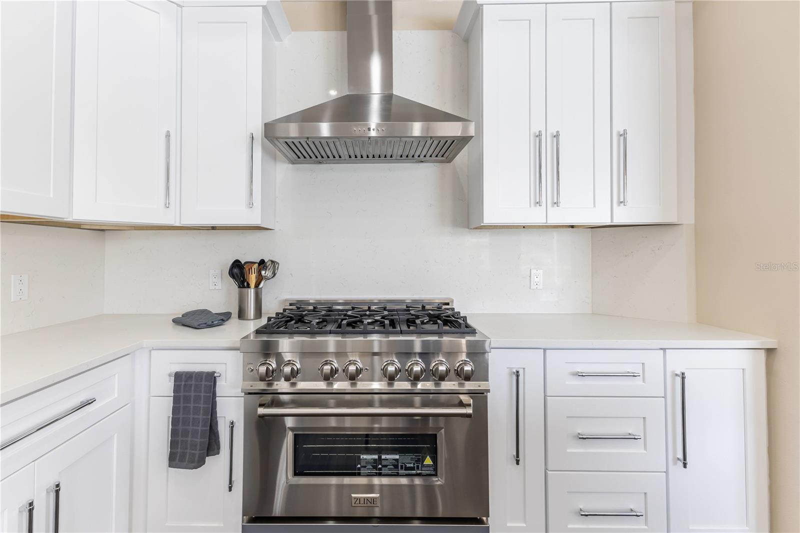 PADRONS WEST LINDEN ESTATES - Residential