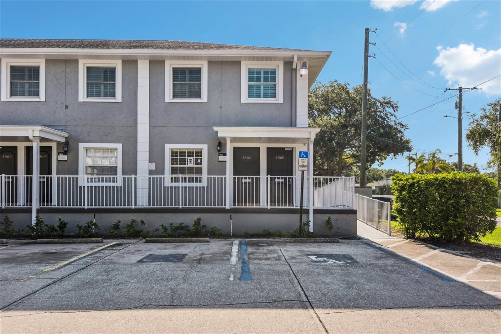 4868 W GANDY BOULEVARD C29