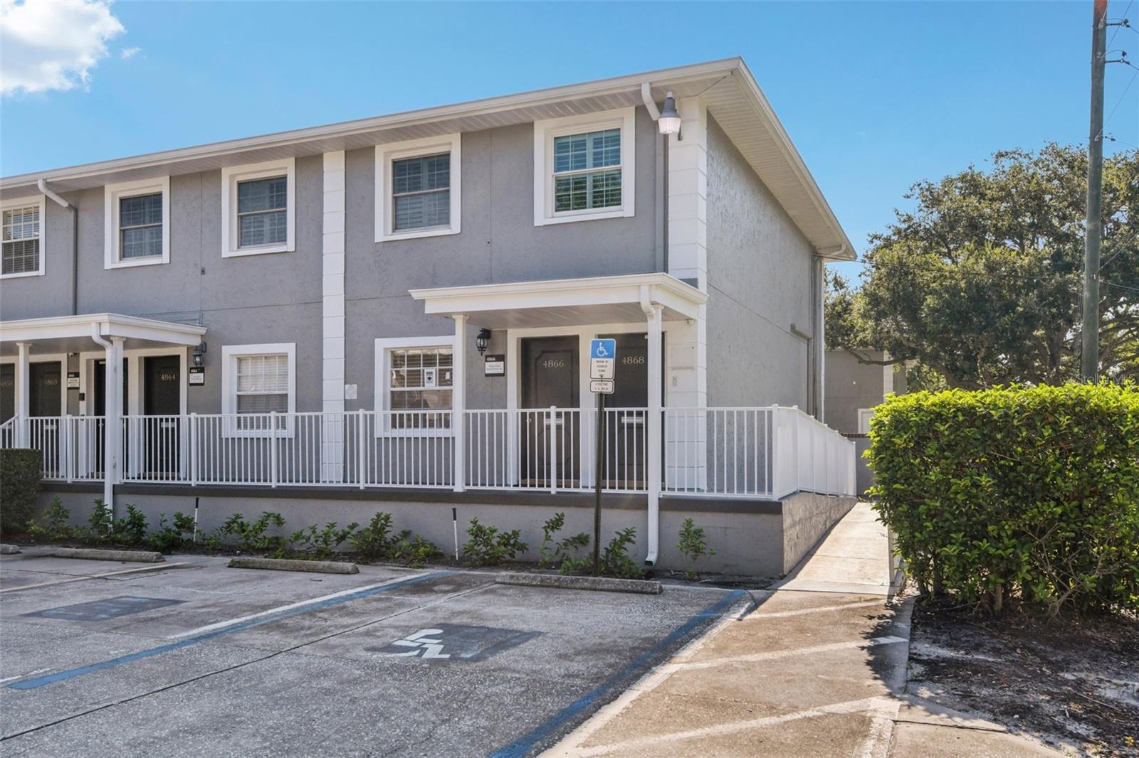 4868 W GANDY BOULEVARD C29