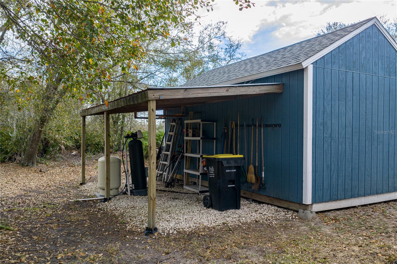 LAKE WALES ESTATES - Residential