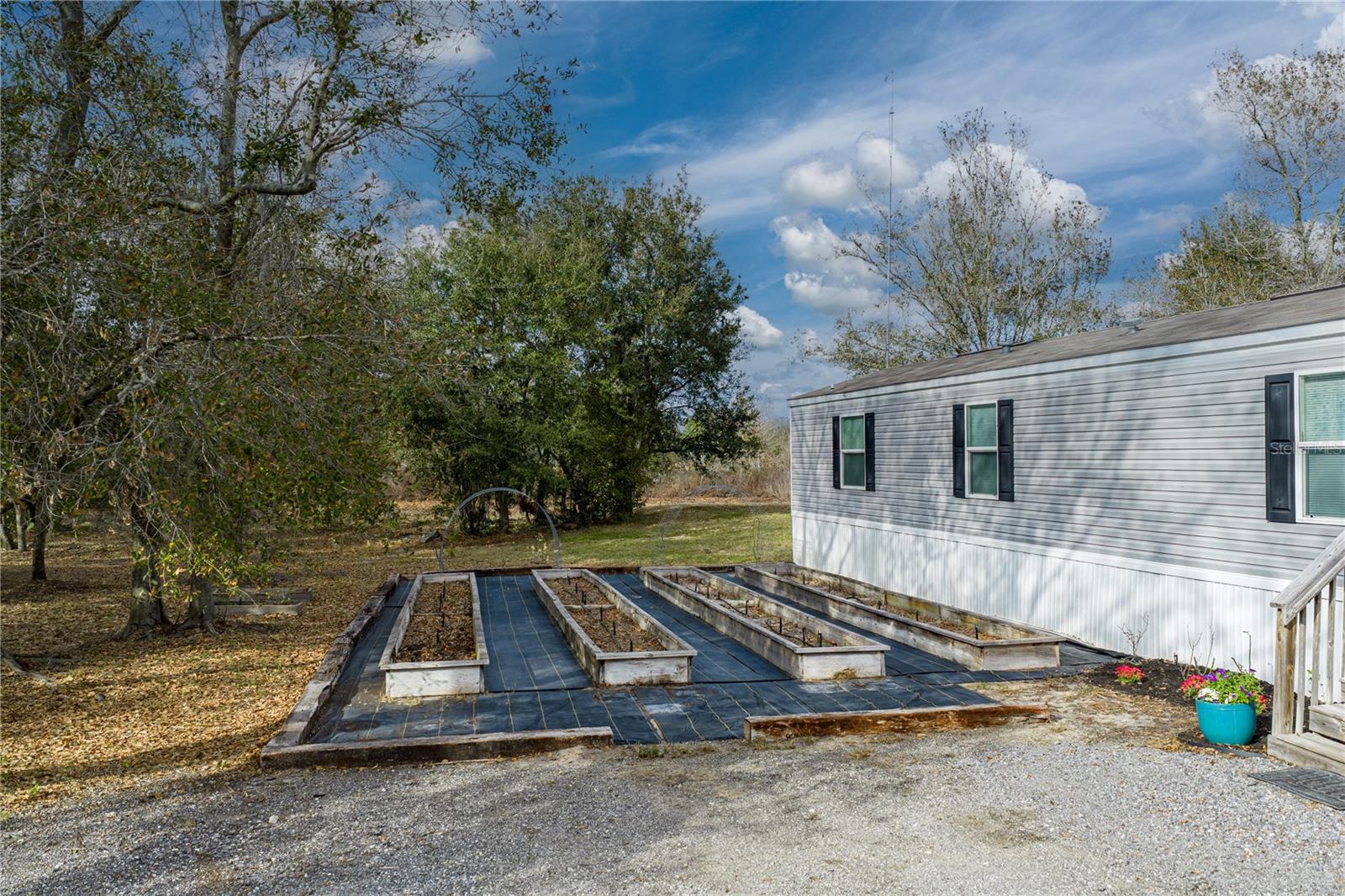 LAKE WALES ESTATES - Residential