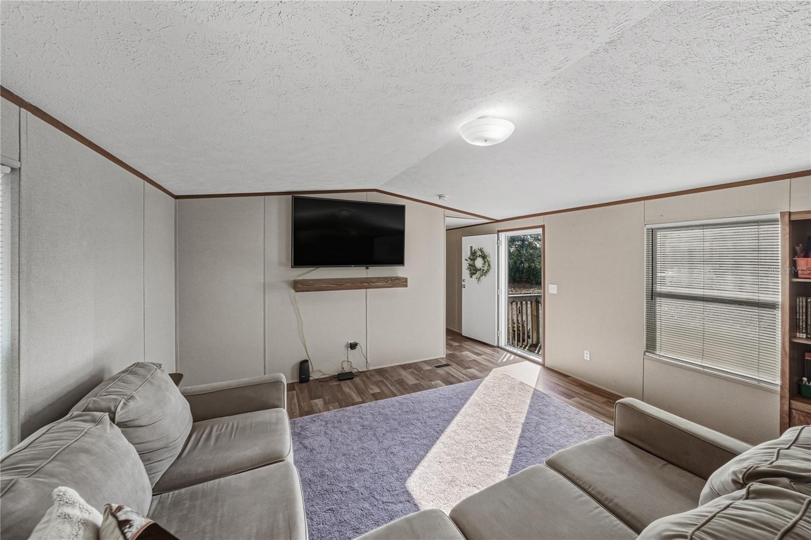 LAKE WALES ESTATES - Residential