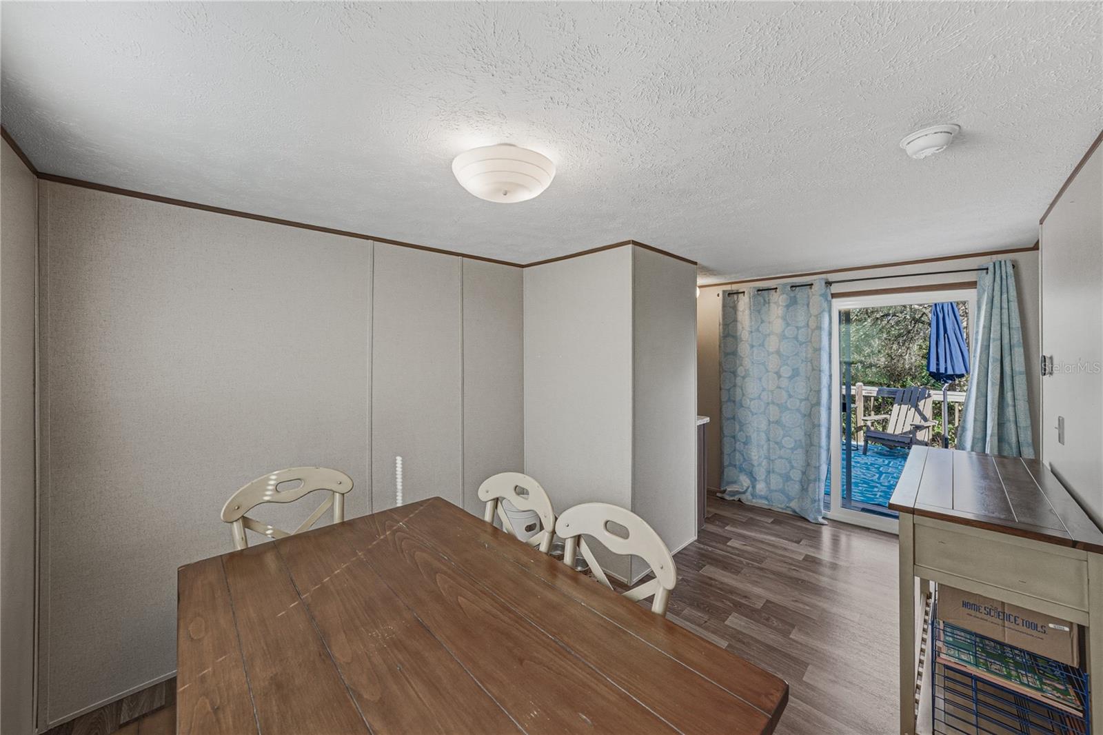 LAKE WALES ESTATES - Residential