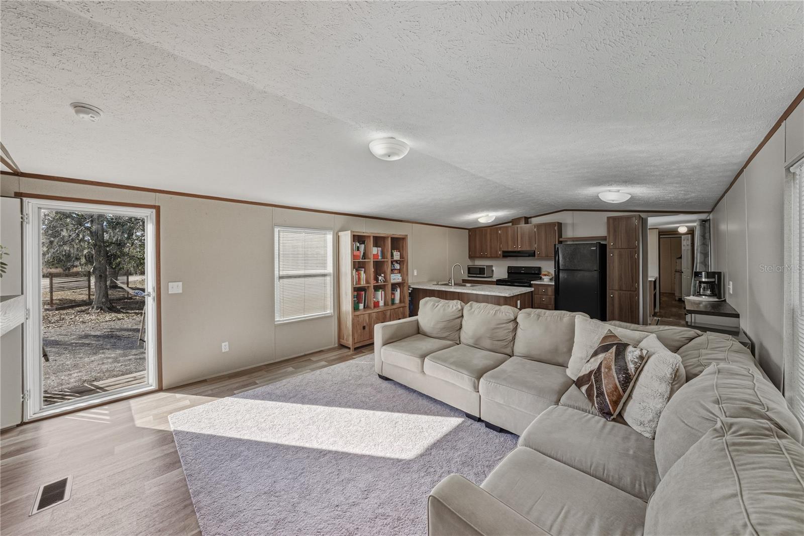 LAKE WALES ESTATES - Residential