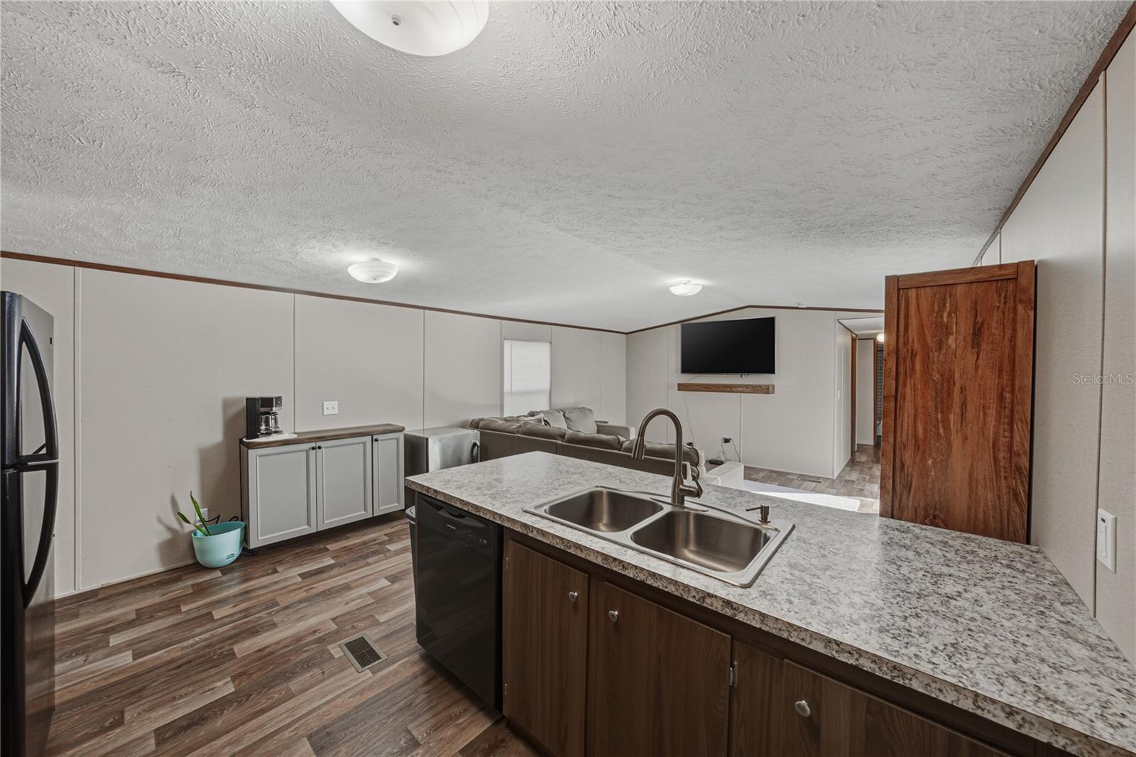 LAKE WALES ESTATES - Residential