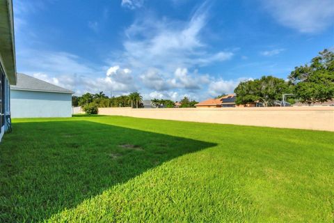 A home in SARASOTA