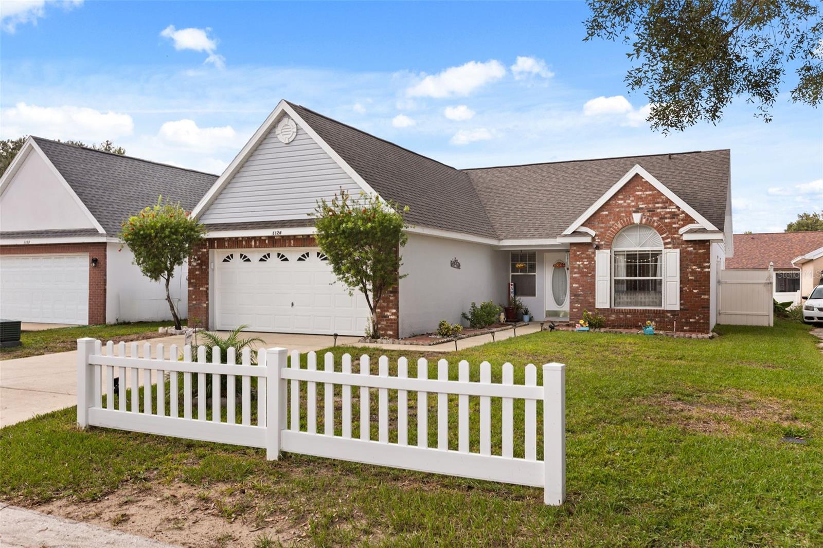 1126 WOODFLOWER WAY