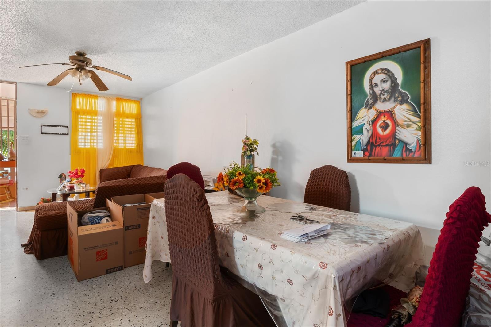 URB LAGOS DE PLATA - Residential