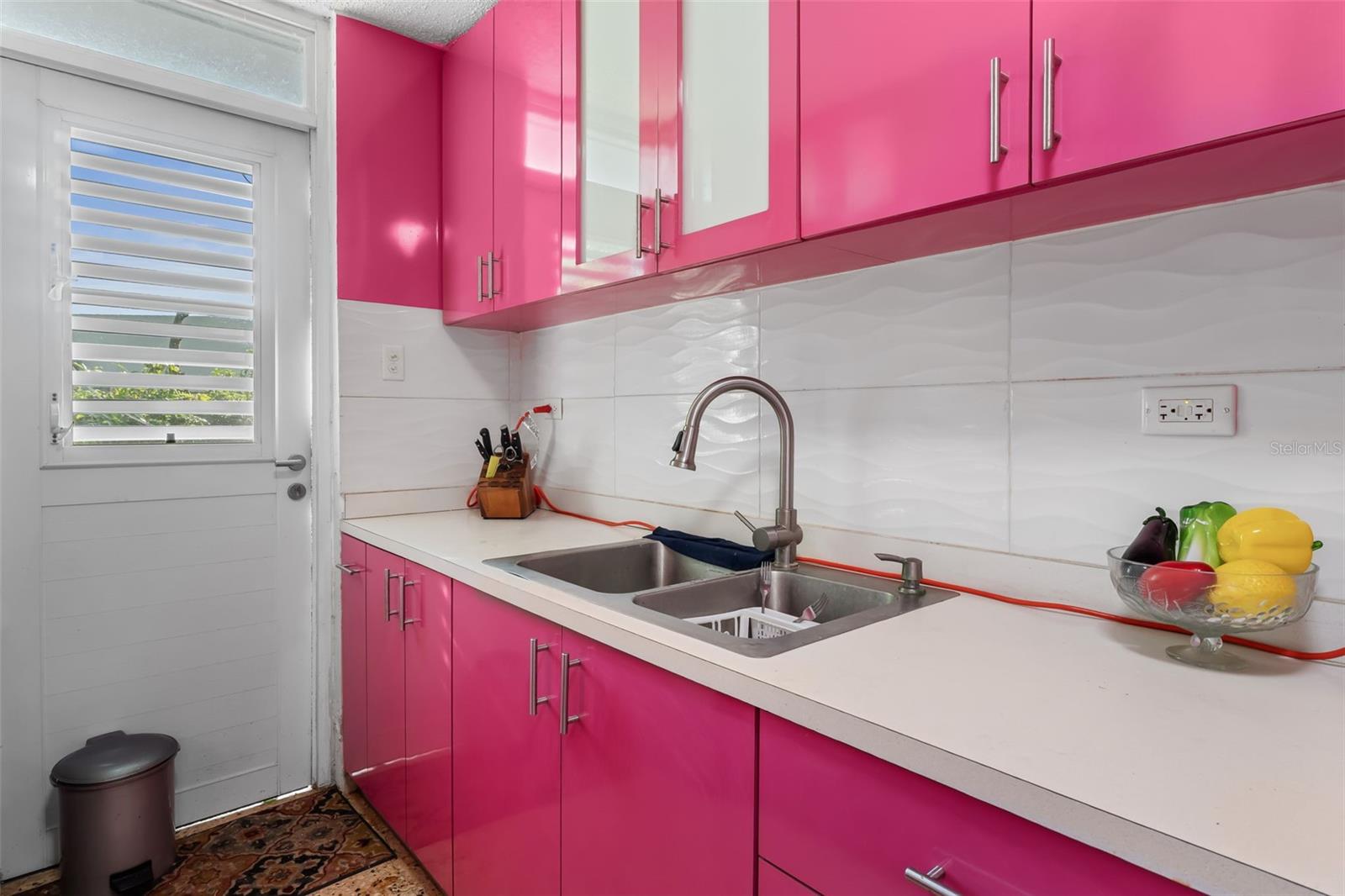 URB LAGOS DE PLATA - Residential