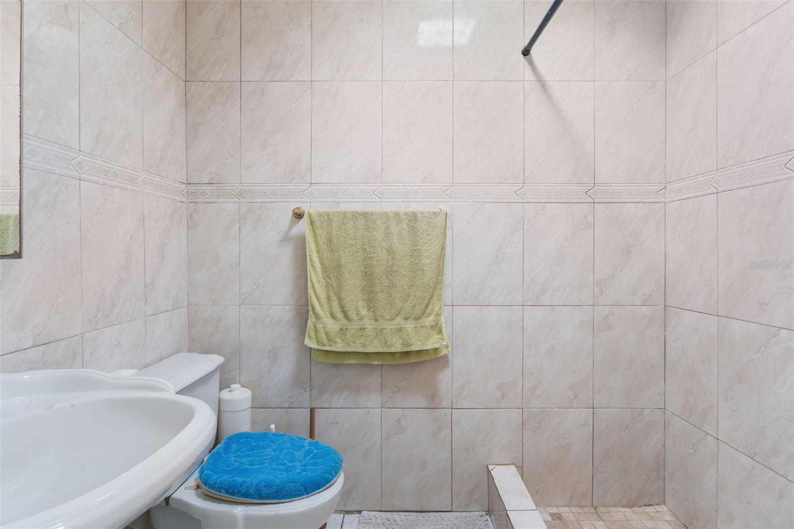 URB LAGOS DE PLATA - Residential