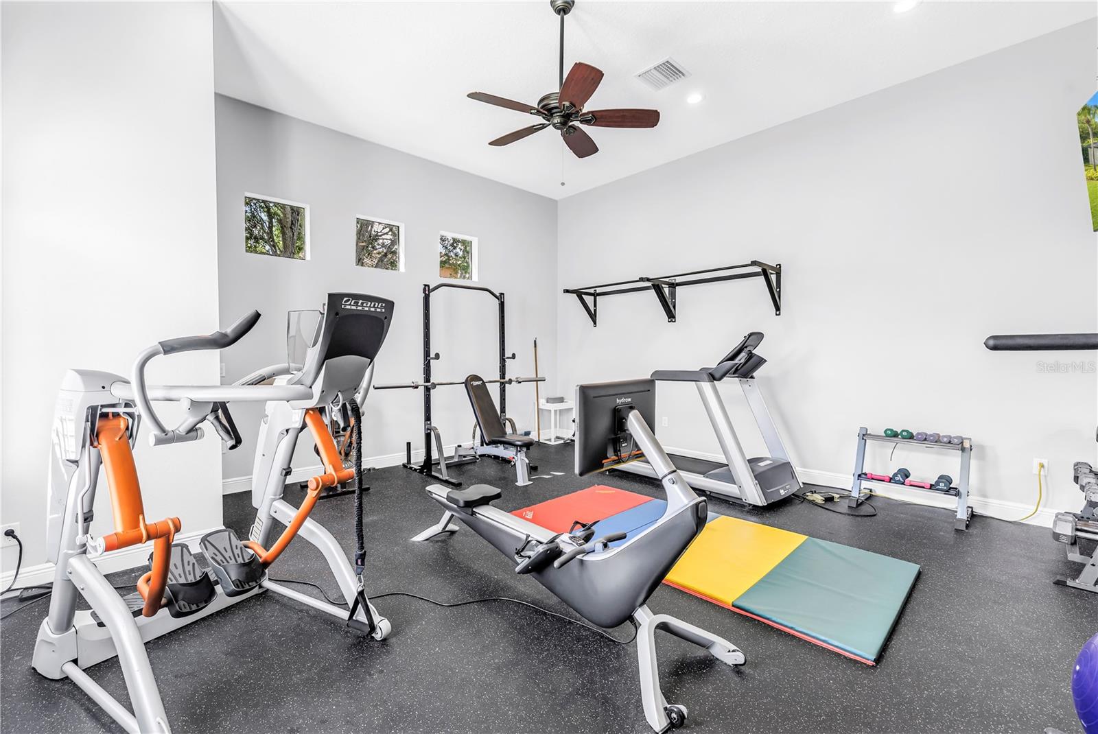 NORTHBRIDGE AT LAKE PRETTY - Residential