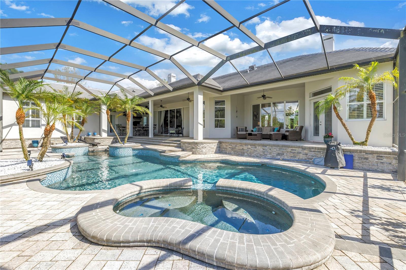 NORTHBRIDGE AT LAKE PRETTY - Residential