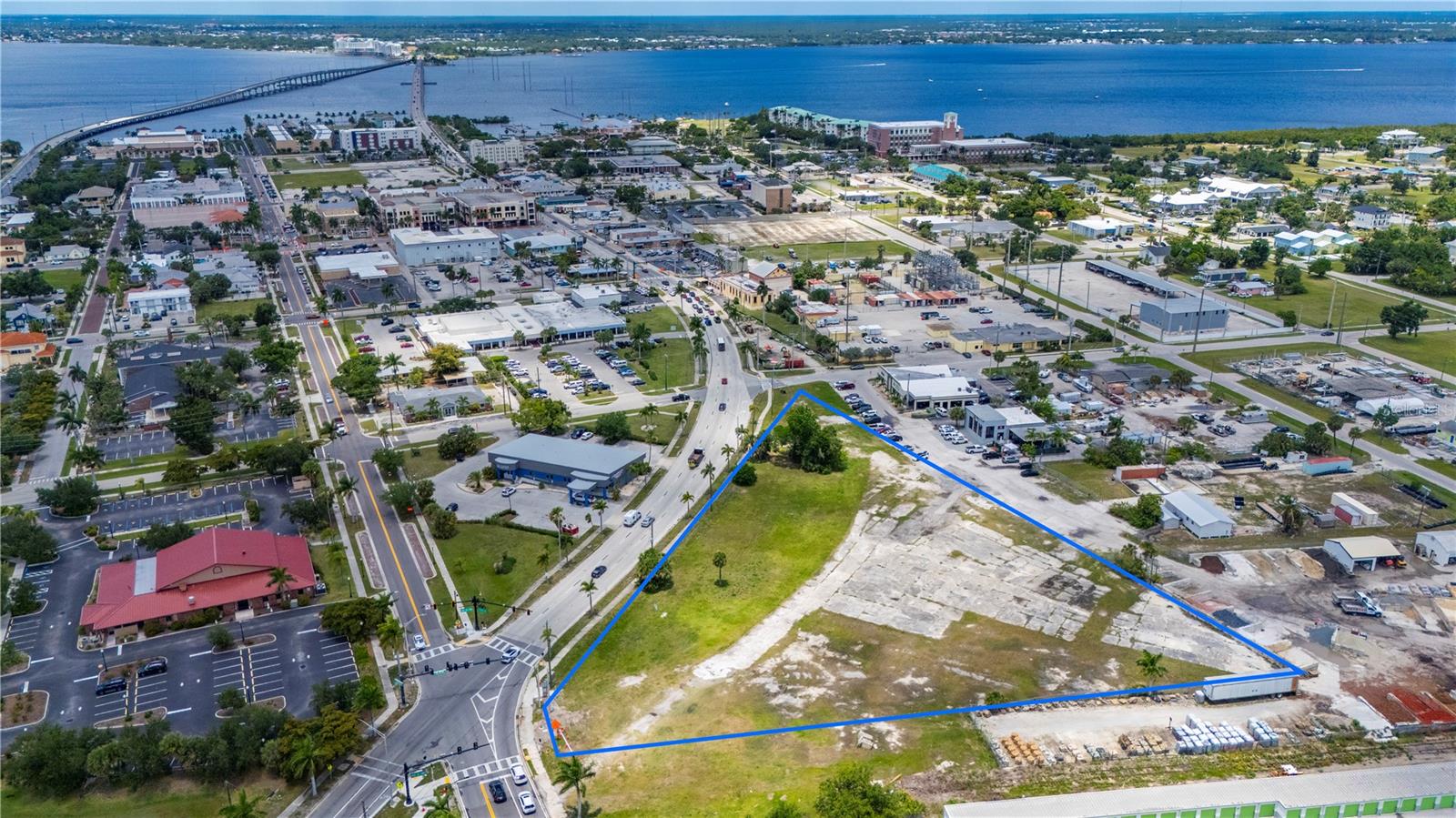 PUNTA GORDA - Land