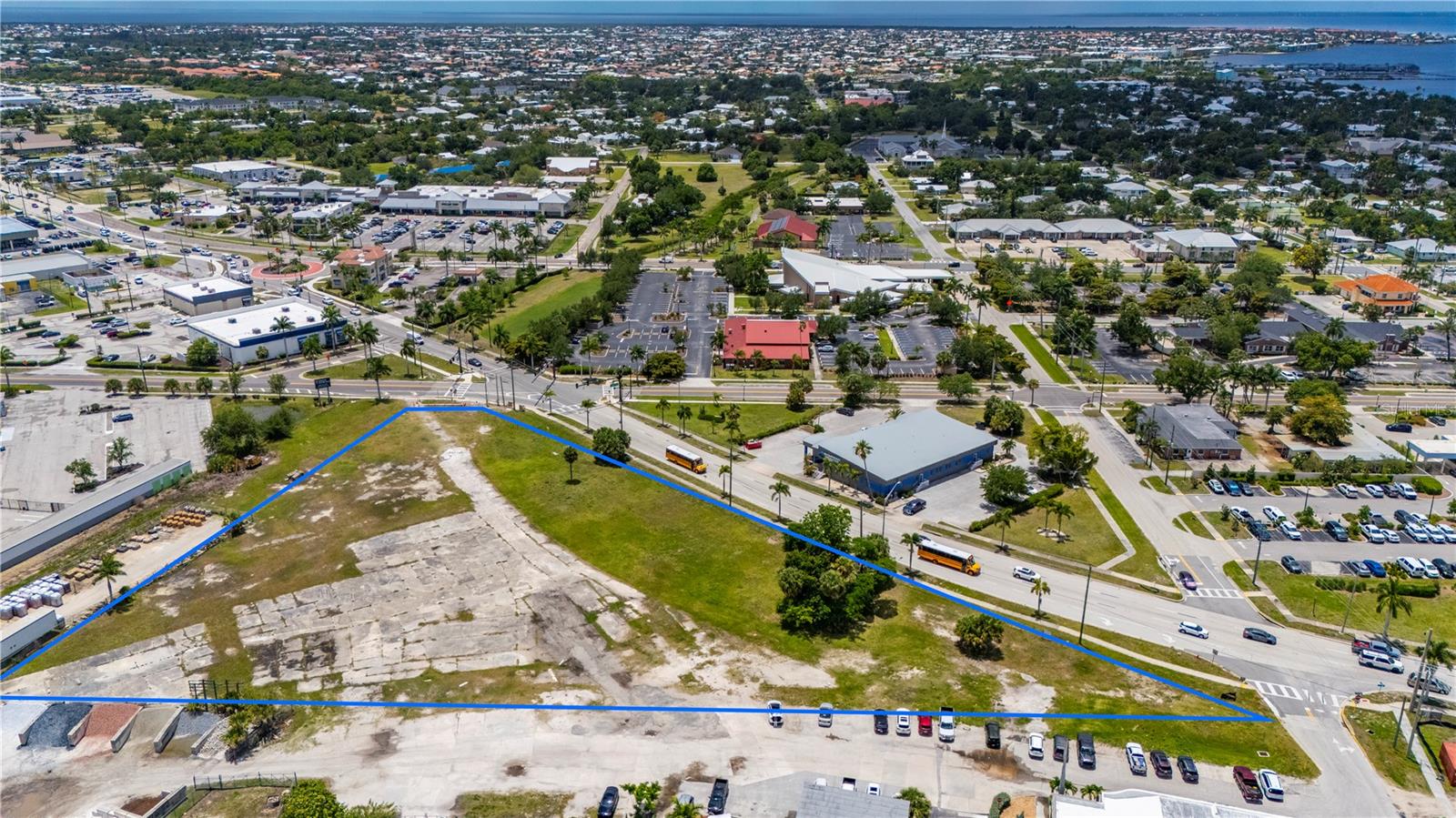 PUNTA GORDA - Land