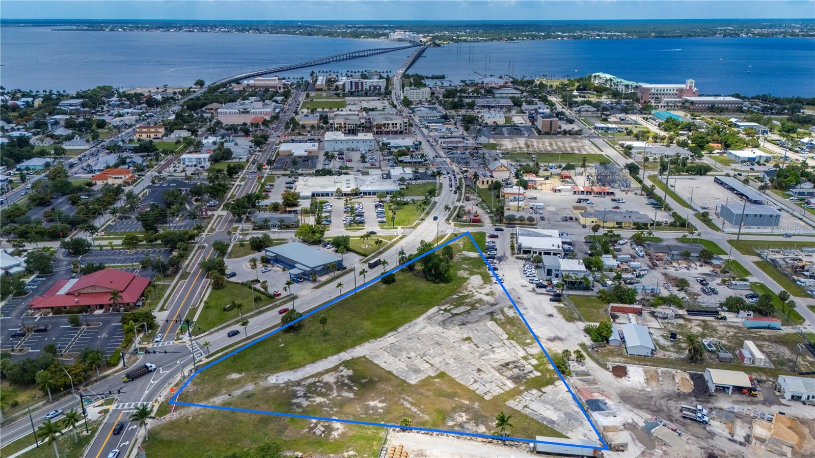 PUNTA GORDA - Land
