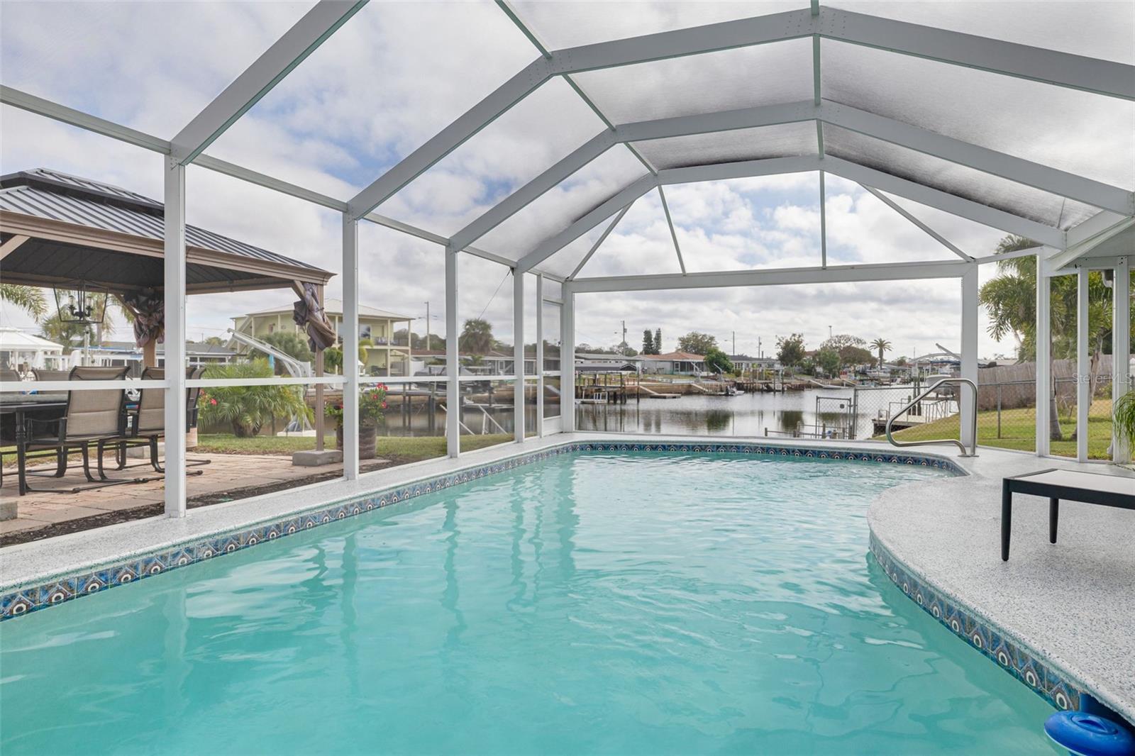 LEISURE BEACH - Residential