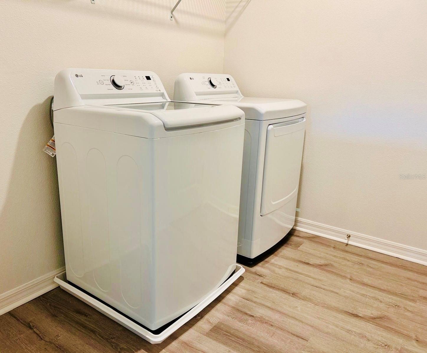 RIVER RUN - Residential Lease