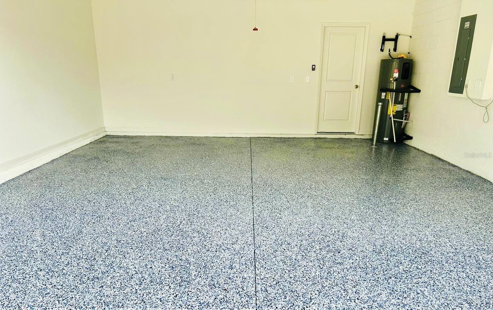 RIVER RUN - Residential Lease