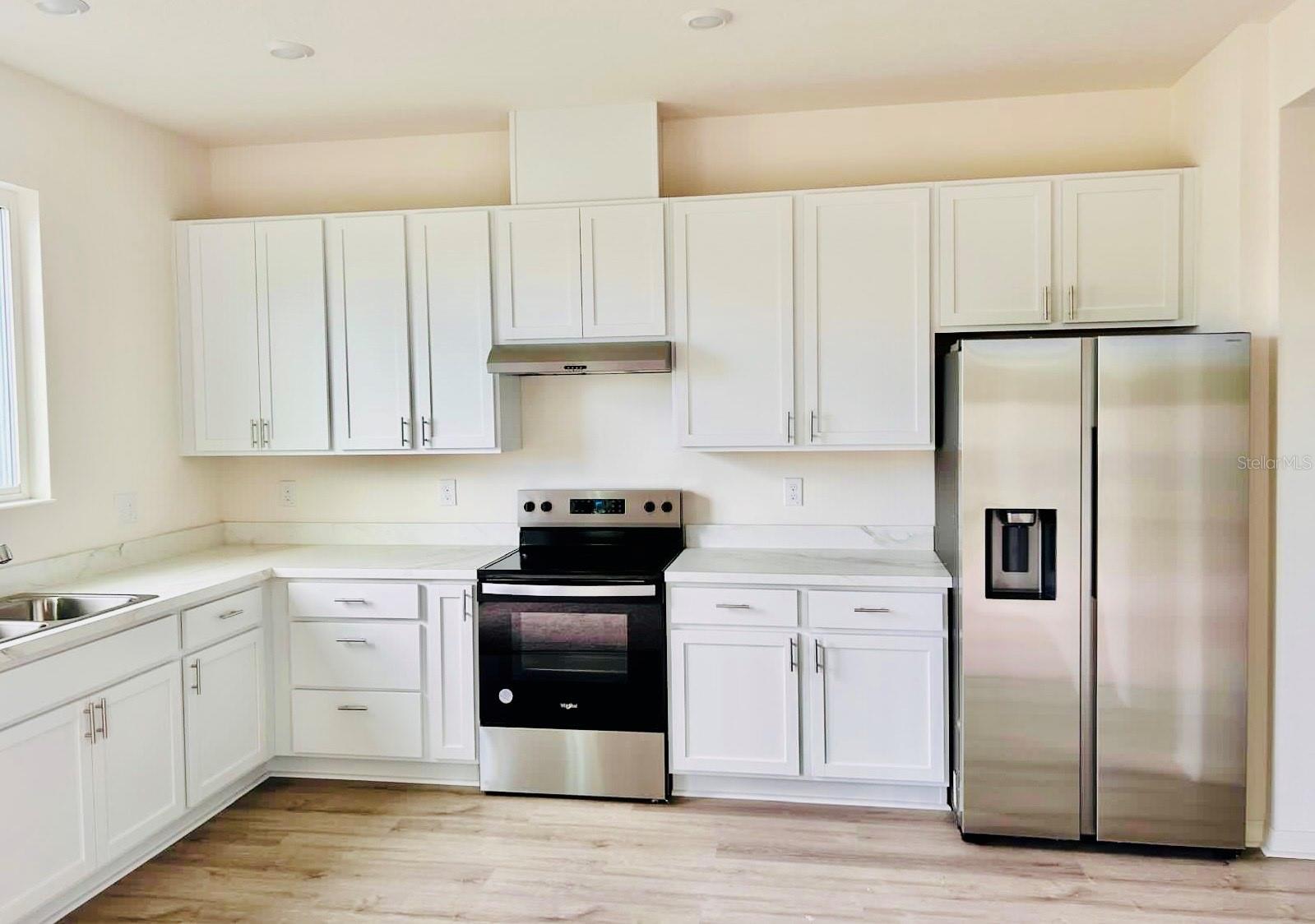 RIVER RUN - Residential Lease