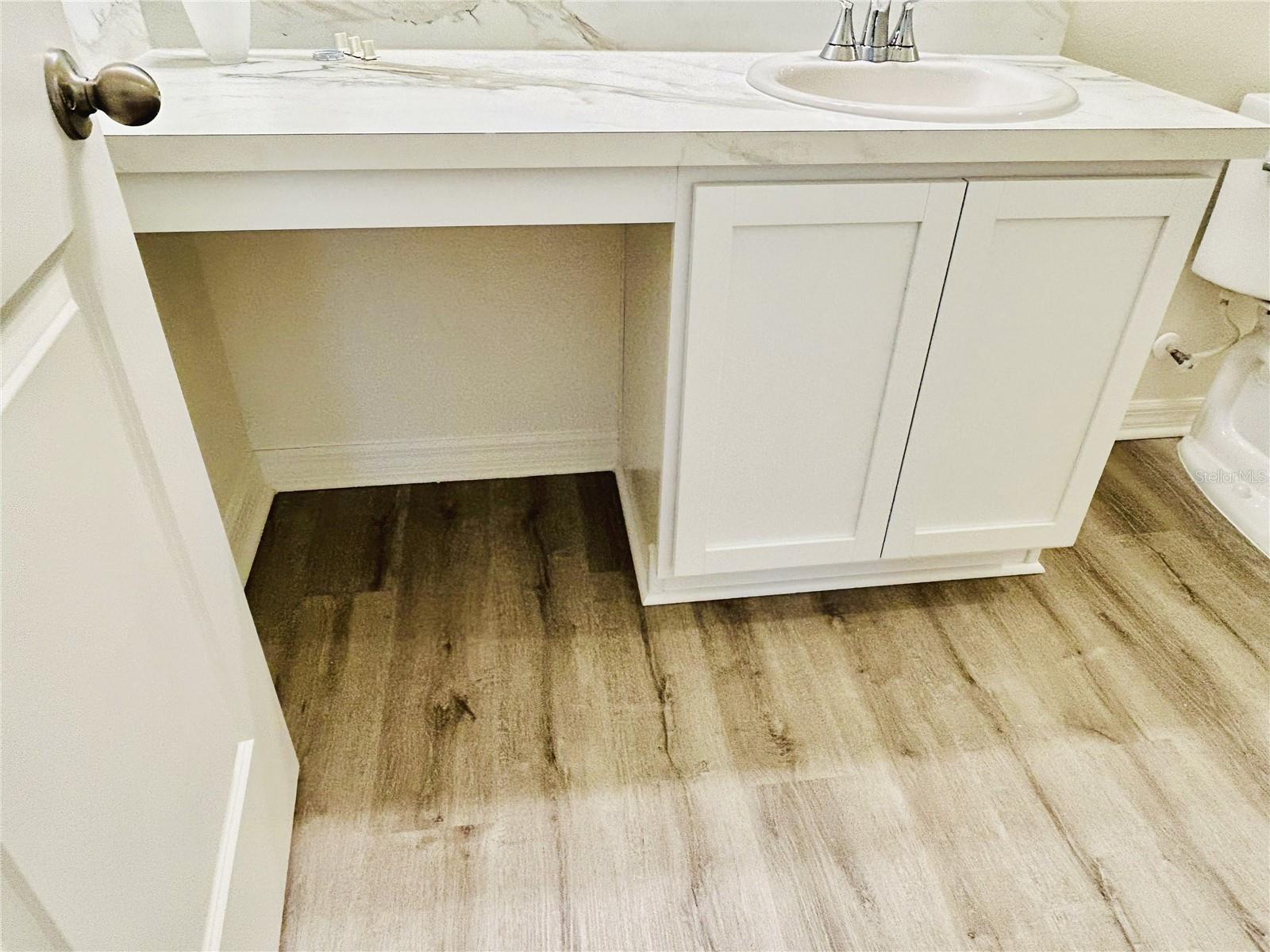 RIVER RUN - Residential Lease