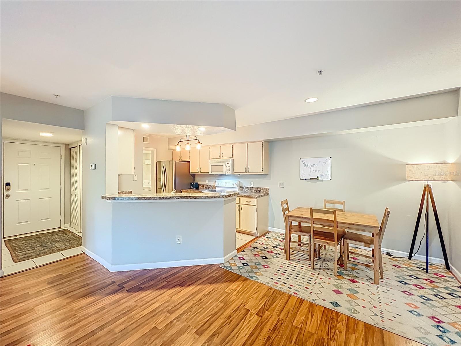 CREST/WATERFORD LAKES - Residential