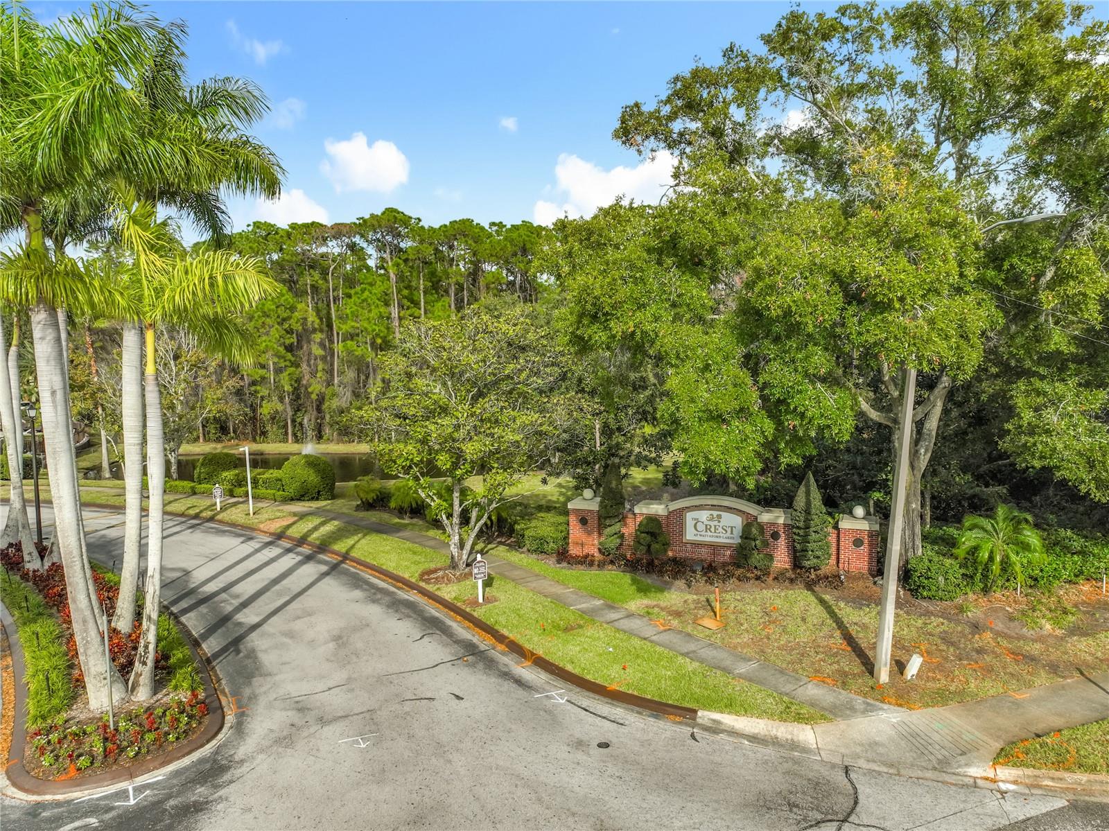CREST/WATERFORD LAKES - Residential