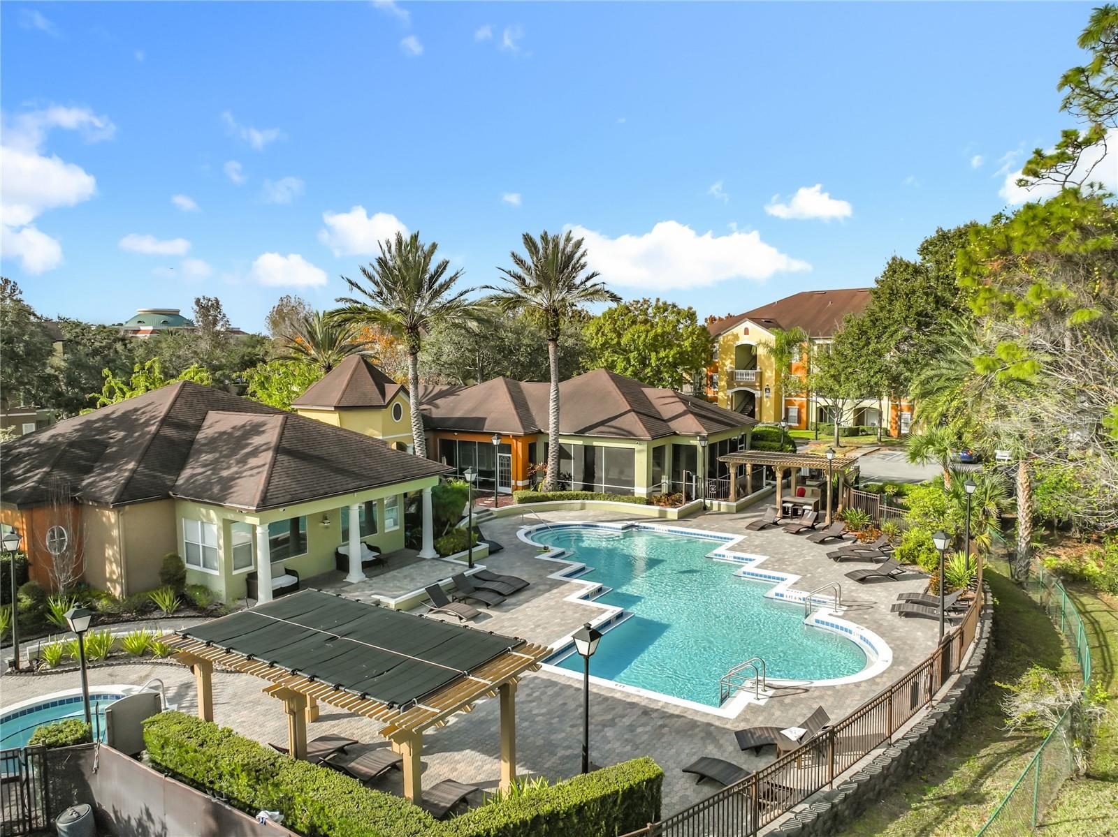 CREST/WATERFORD LAKES - Residential