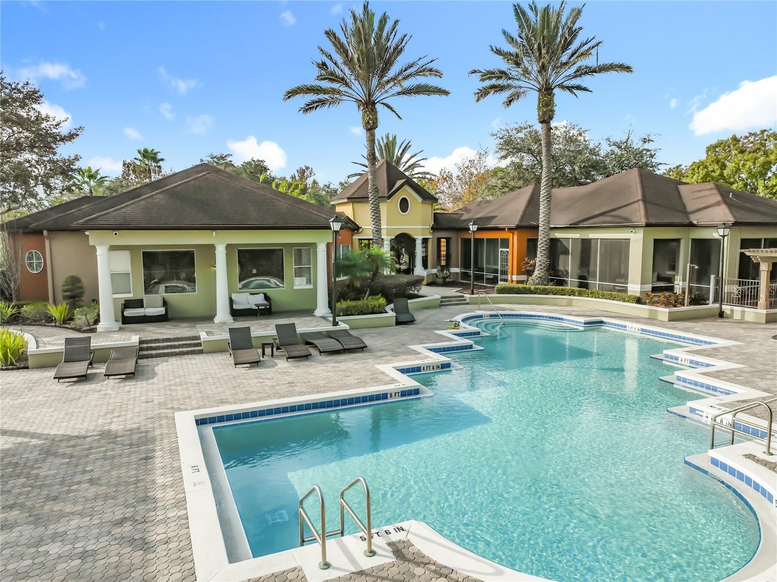 CREST/WATERFORD LAKES - Residential