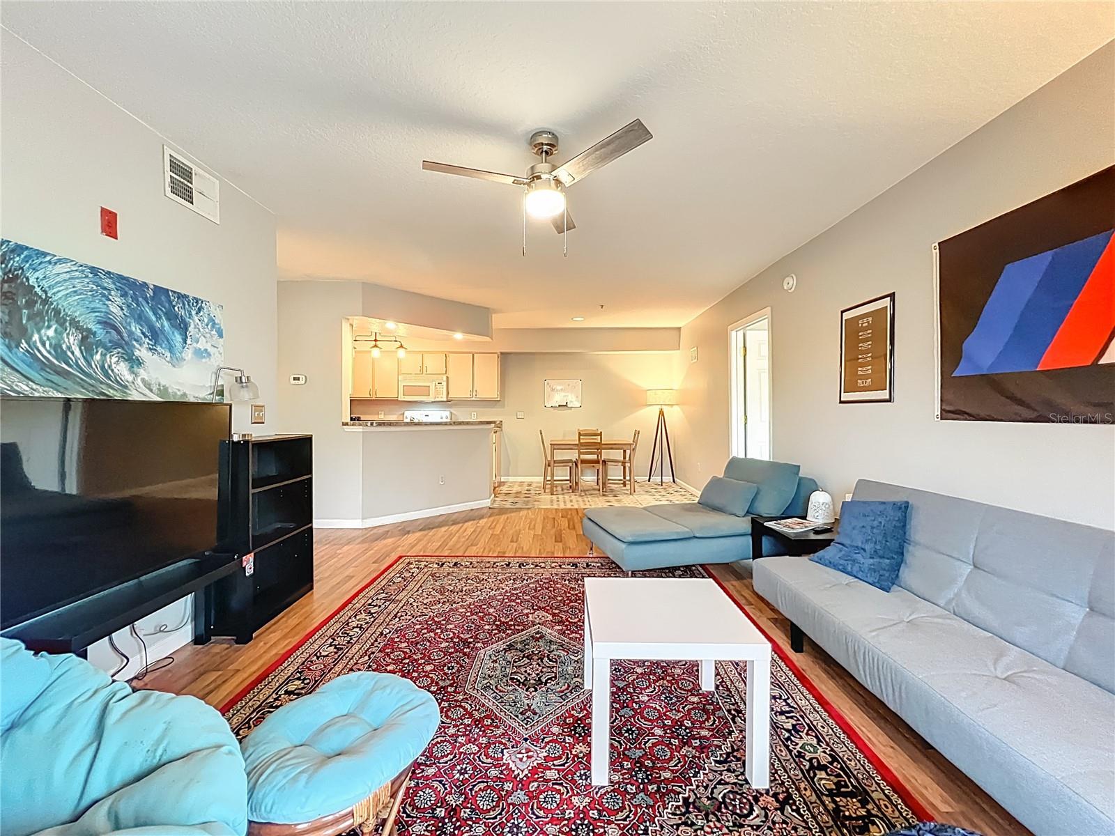 CREST/WATERFORD LAKES - Residential