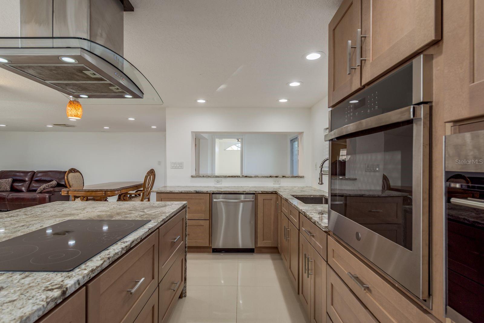 BEACON SQUARE - Residential