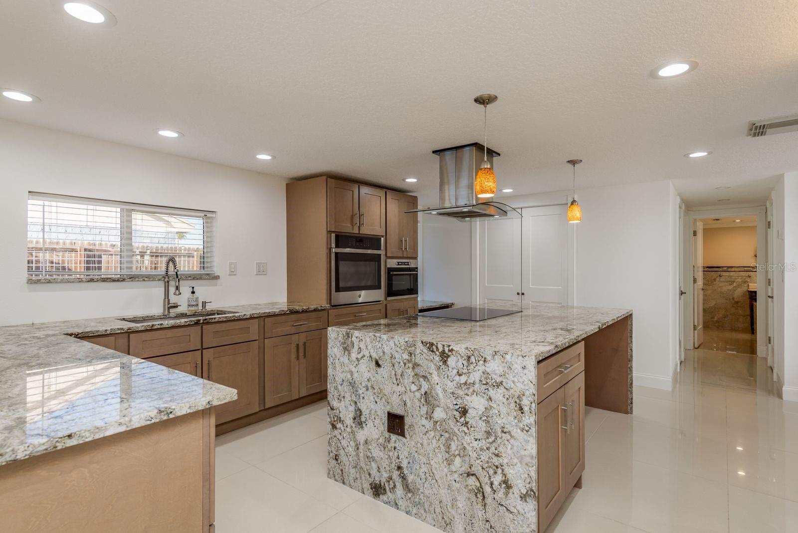 BEACON SQUARE - Residential