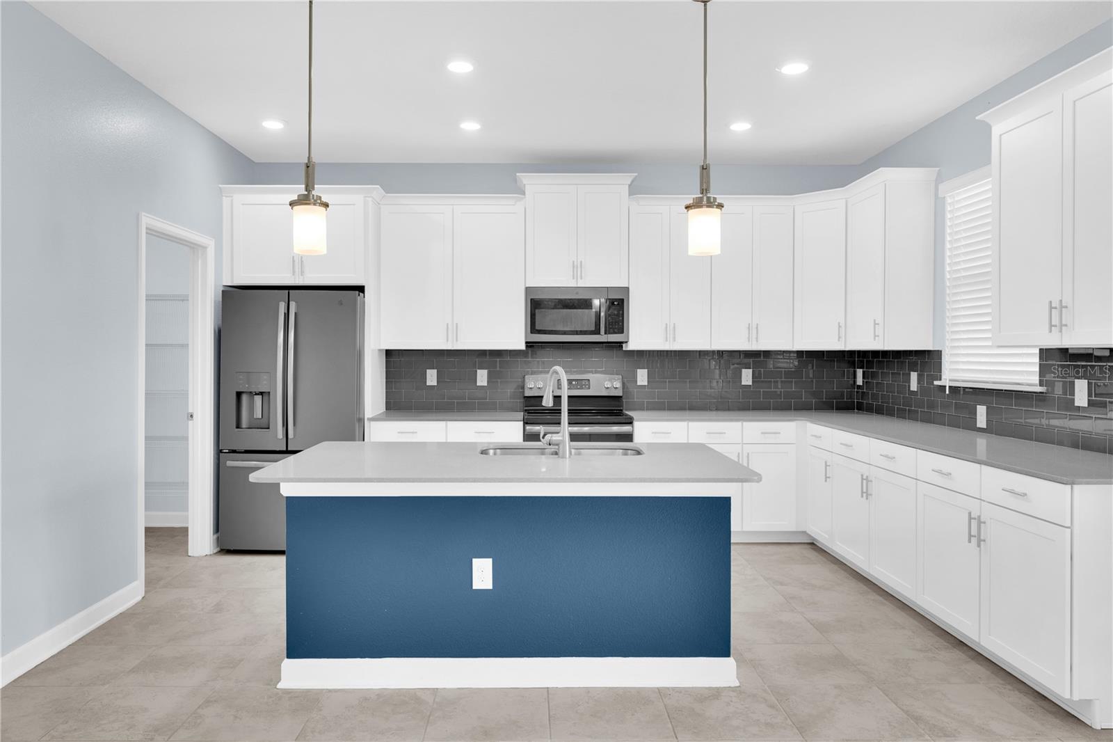 STOREY PARK - Residential Lease