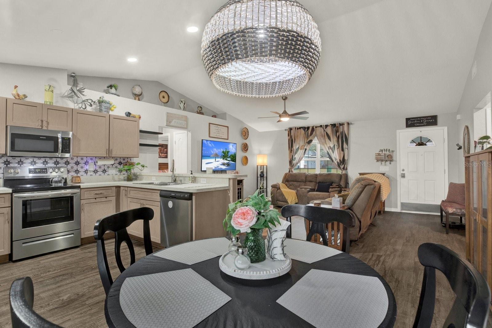 INVERNESS ACRES UNIT 01 AKA INVERNESS VILLAGE - Residential