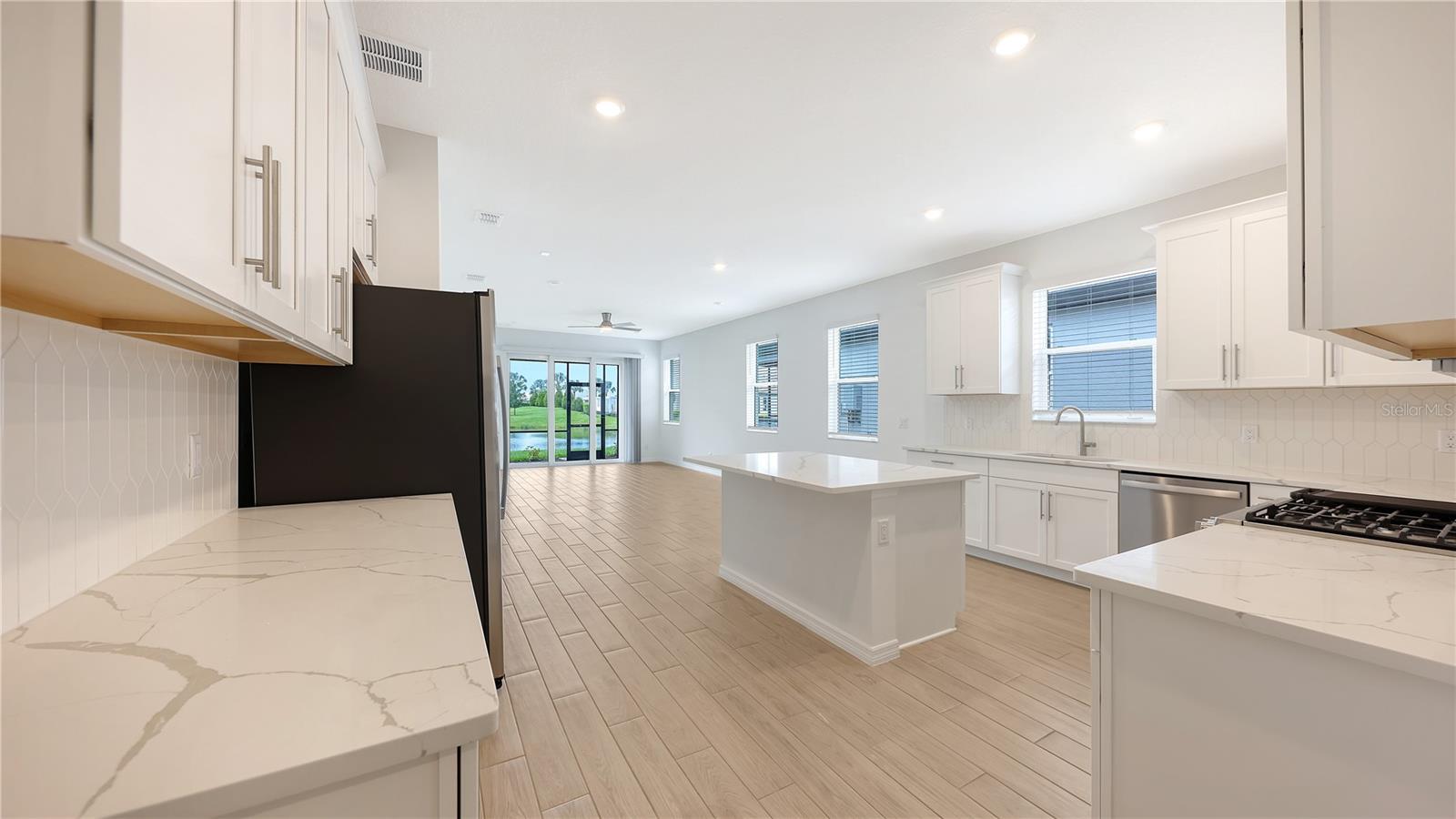 18123 CHERISHED LOOP