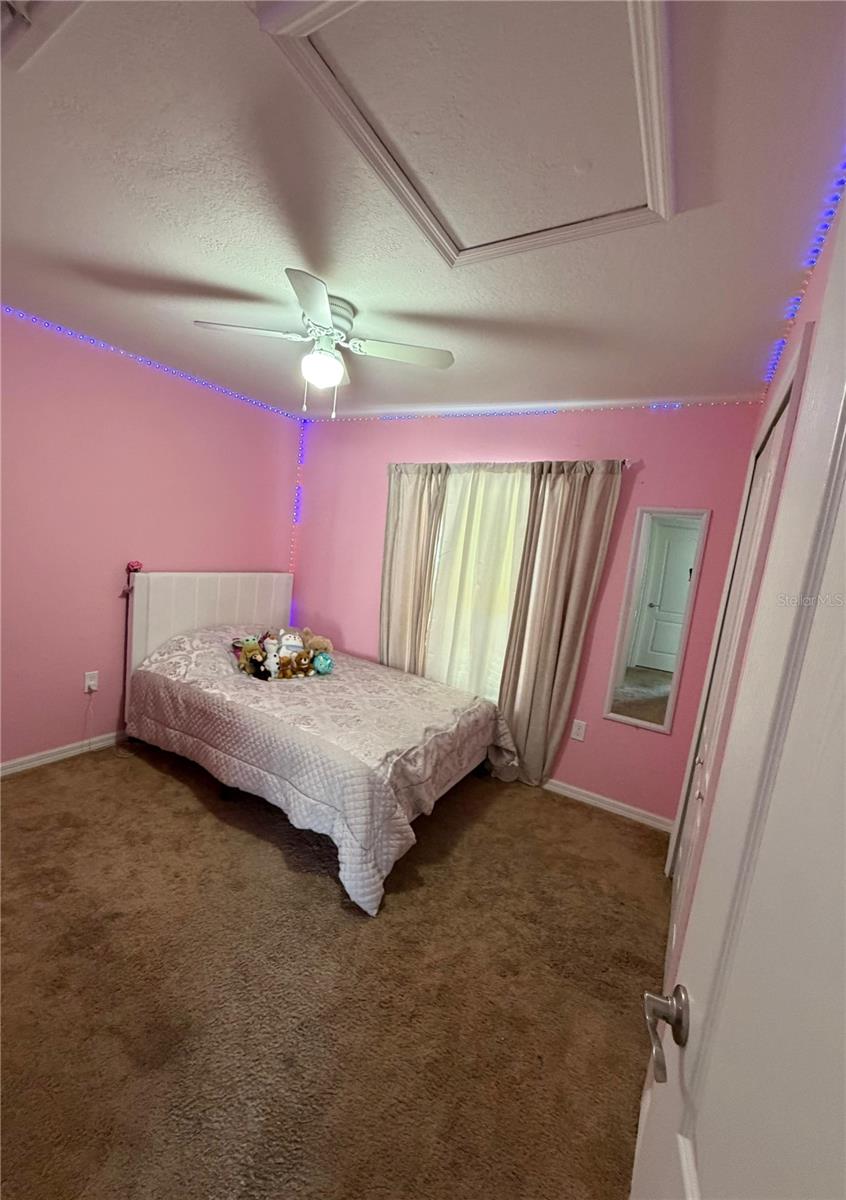 LINDEN TRACE - Residential