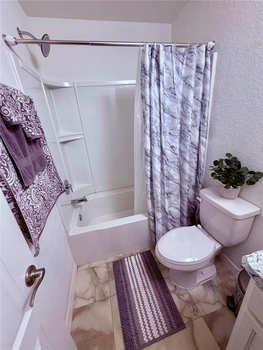 LINDEN TRACE - Residential