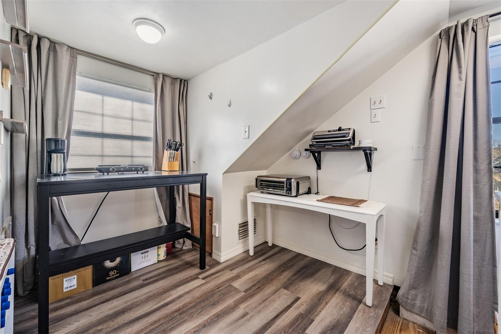 DUQUE RD - Residential