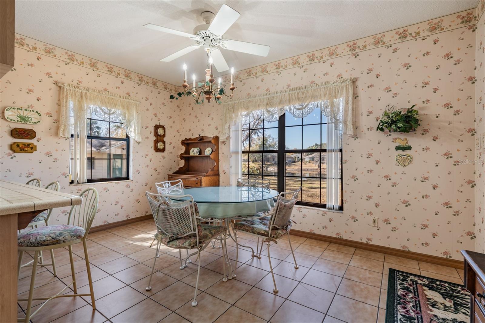 DUQUE RD - Residential