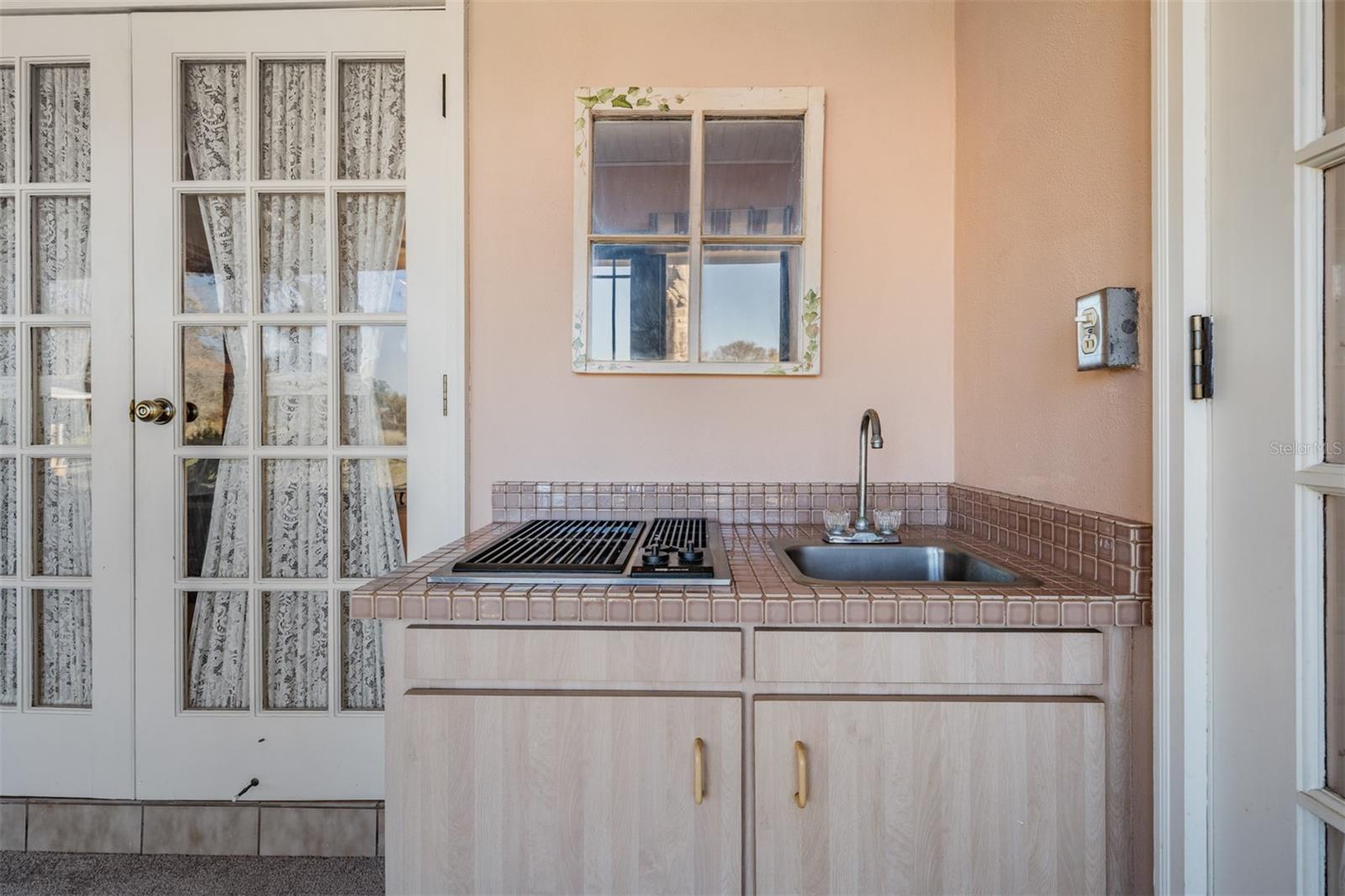 DUQUE RD - Residential