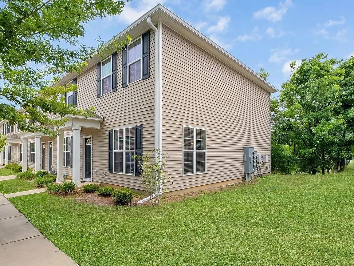 CAMDEN CORNERS CONDOMINIUM - Residential