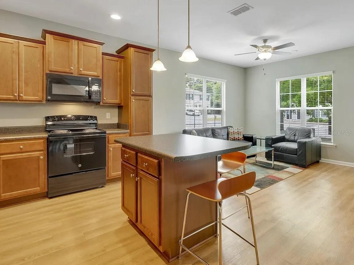 CAMDEN CORNERS CONDOMINIUM - Residential