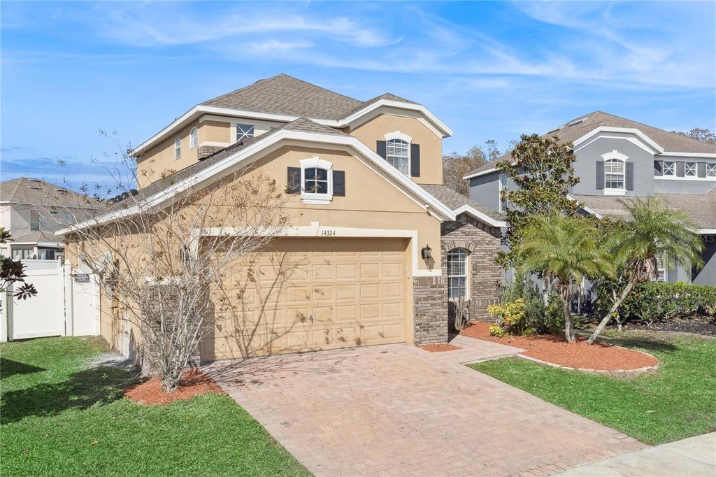 Photo of 14324 Fieldstone Lake Way, Orlando, FL 32824 (MLS # O6376494)