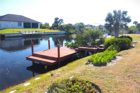 A home in PORT CHARLOTTE