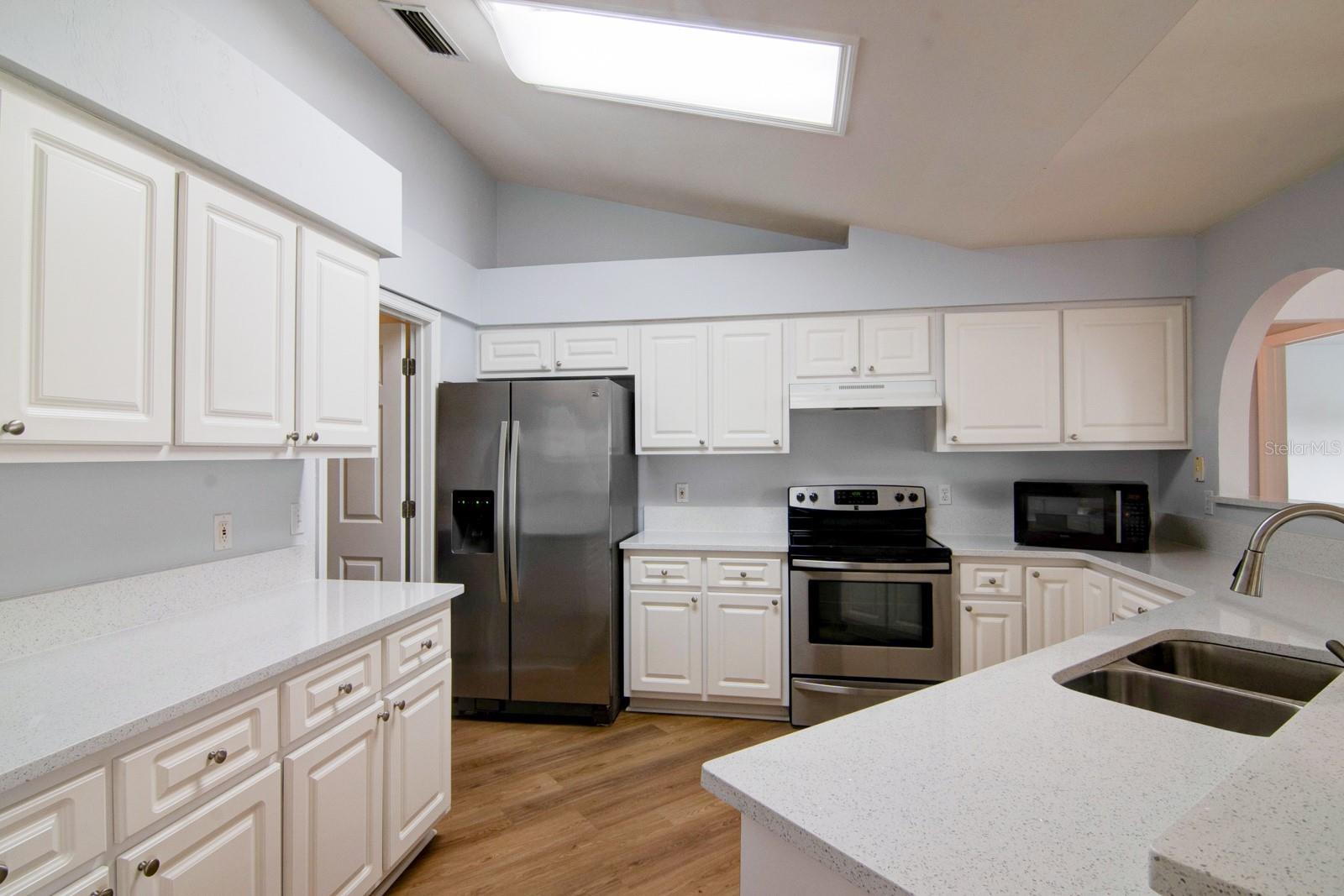 EAGLE POINT CLUSTER PHASE 3 - Residential Lease