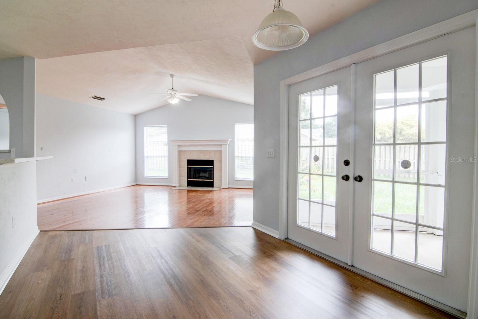 EAGLE POINT CLUSTER PHASE 3 - Residential Lease