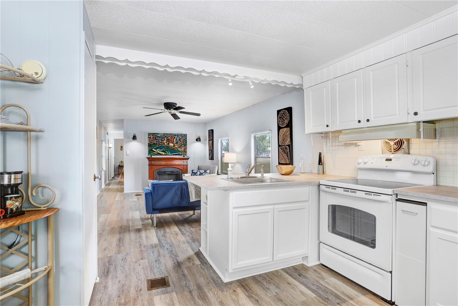 ZEPHYRHILLS COLONY CO - Residential
