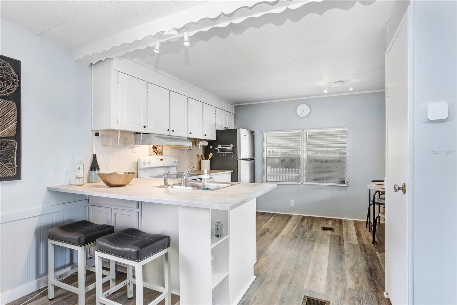 ZEPHYRHILLS COLONY CO - Residential