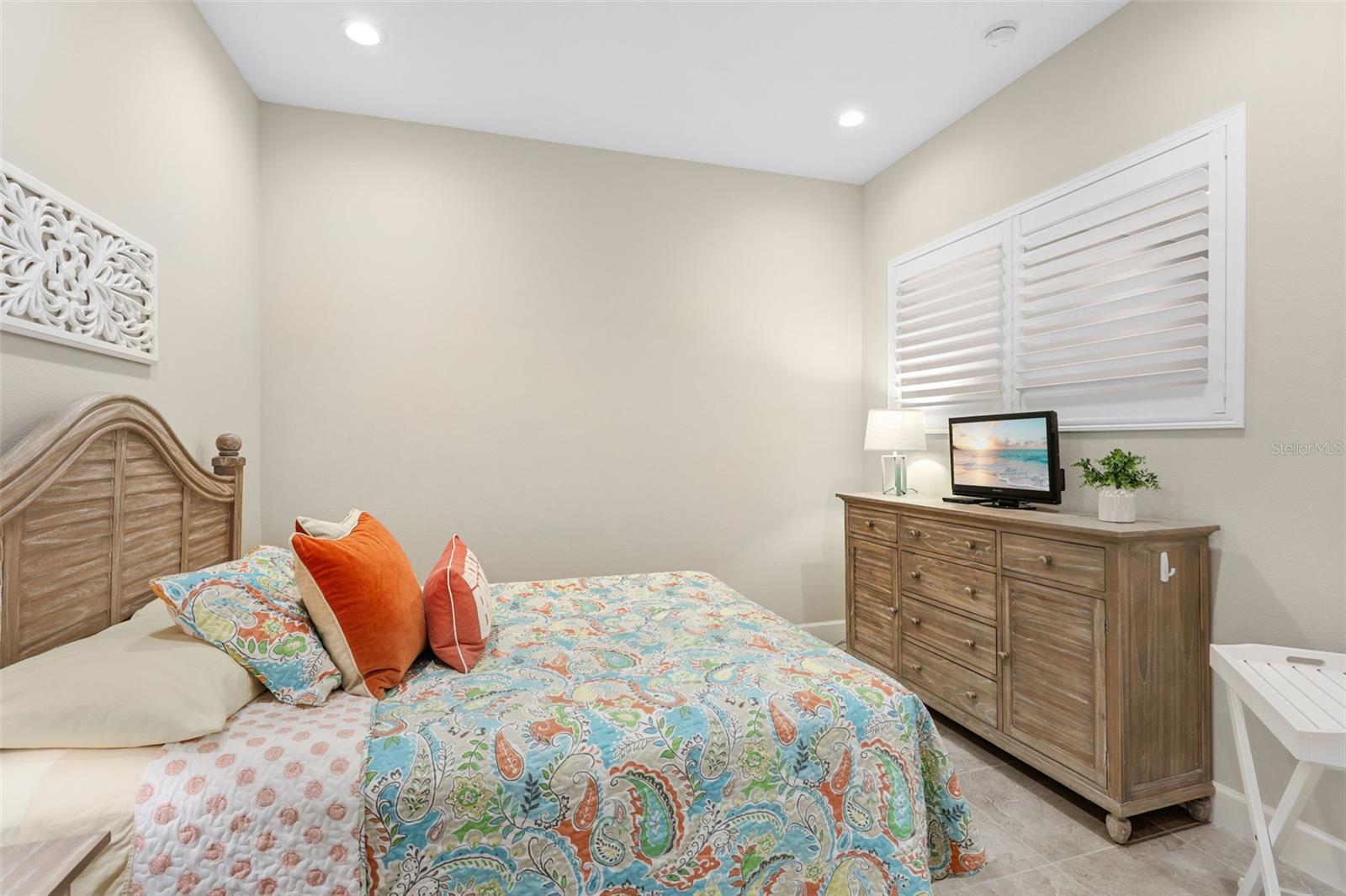 EDGEWATER WALK ON HARBOUR ISLE 5-36 - Residential