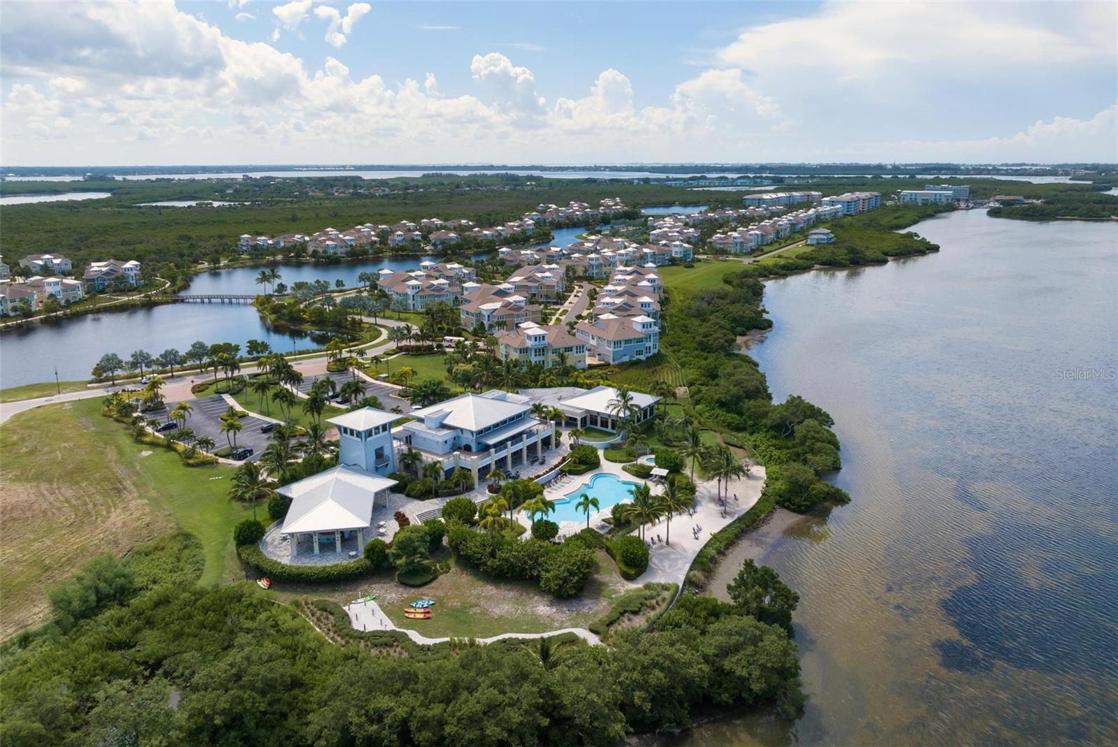 EDGEWATER WALK ON HARBOUR ISLE 5-36 - Residential